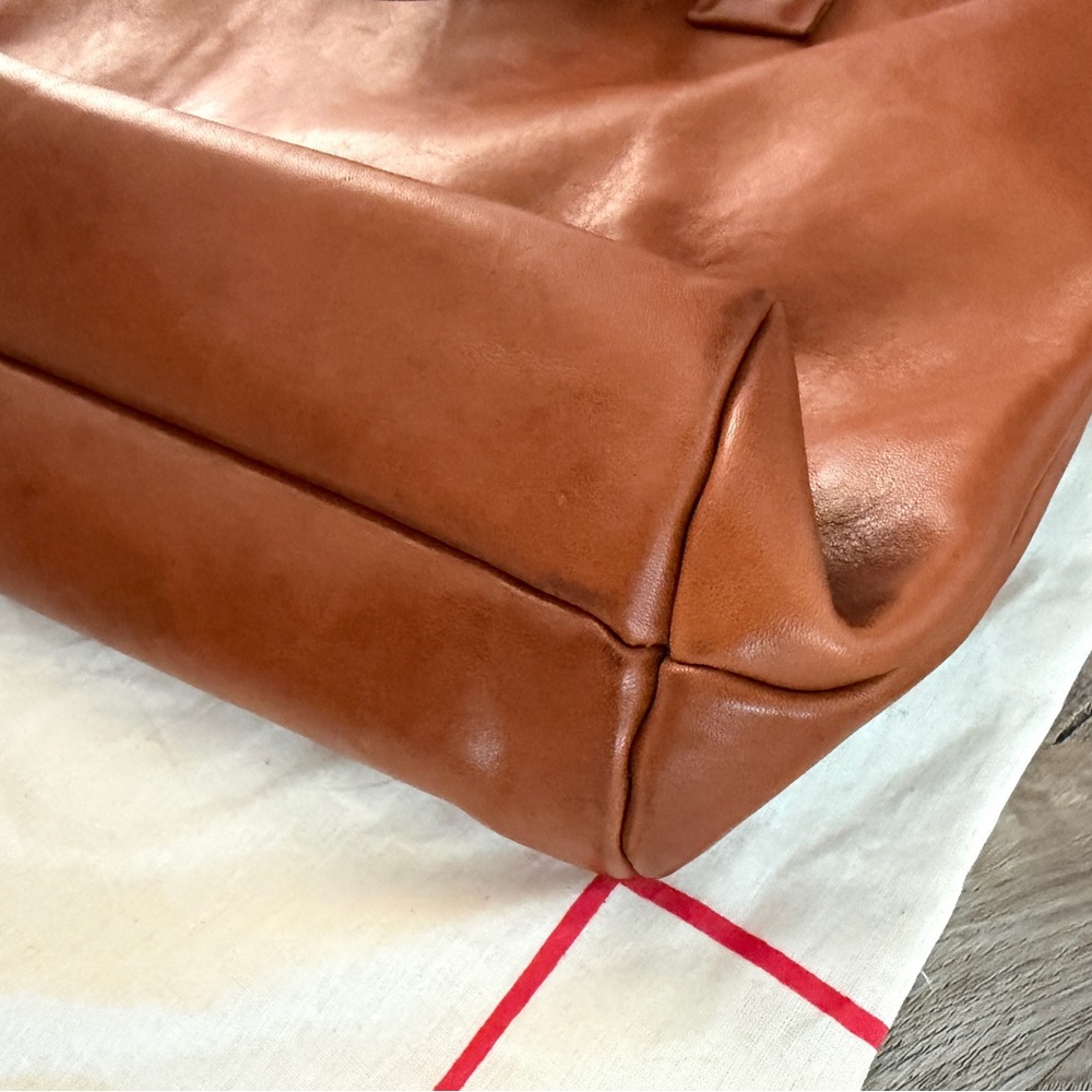 Clare V Le Zip Sac Miel Rustic Leather - Picture 7 of 10